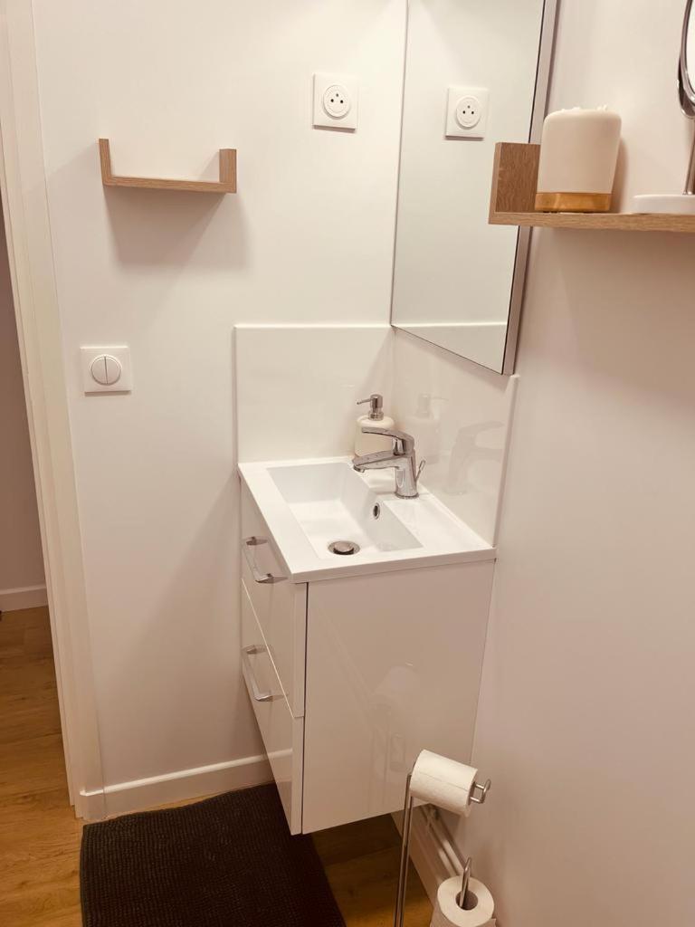 Mignon Petit Studio 16M2 Les Lilas Exteriör bild