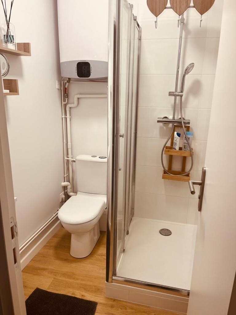 Mignon Petit Studio 16M2 Les Lilas Exteriör bild